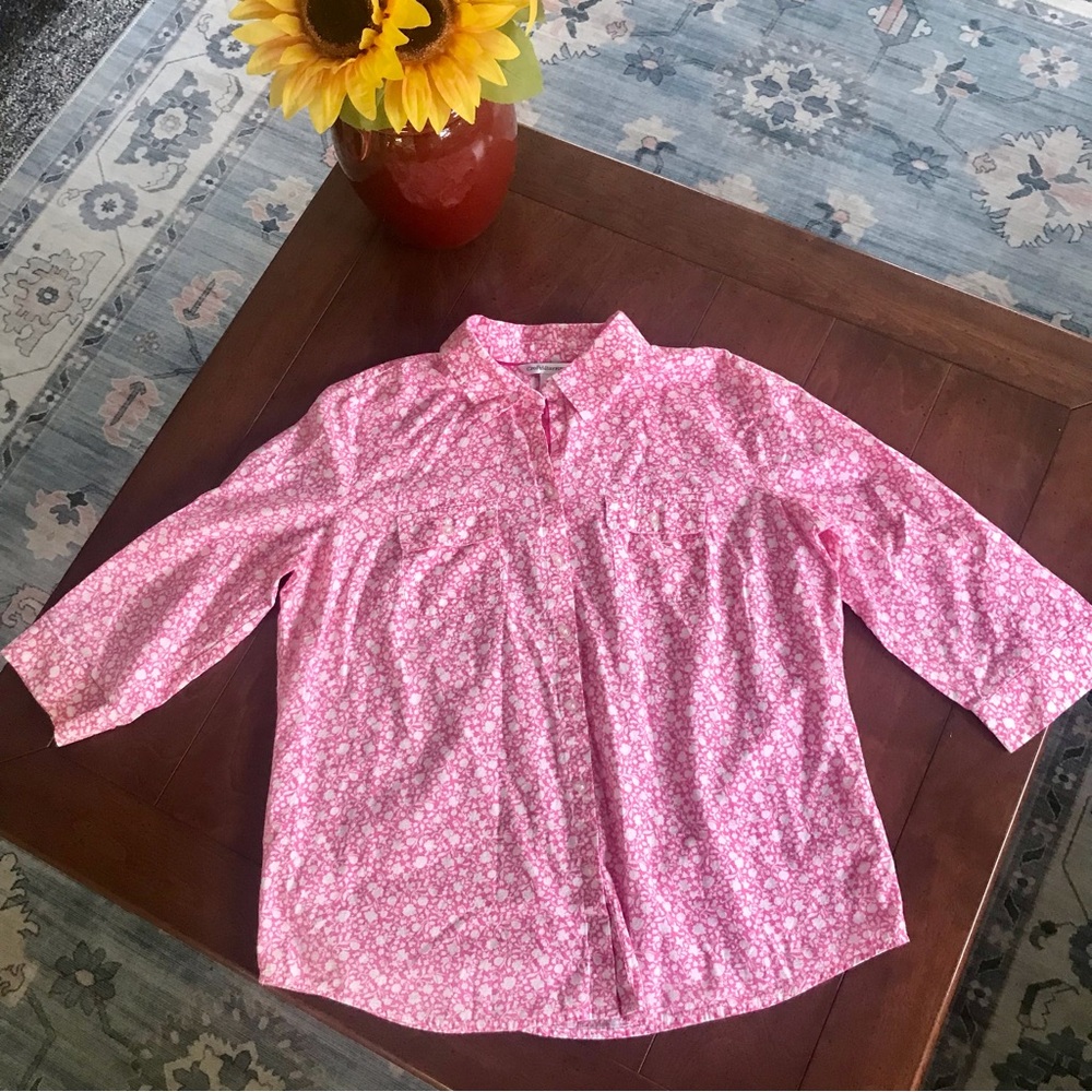 Croft and‎ Barrow Pink Floral Blouse